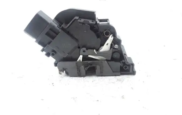 Ford Focus Front door lock 3M5AR21812AK 3M5AR21812 24000010013