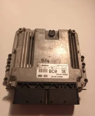 Hyundai i30 Engine control unit/module 0281031578 391402ABB0