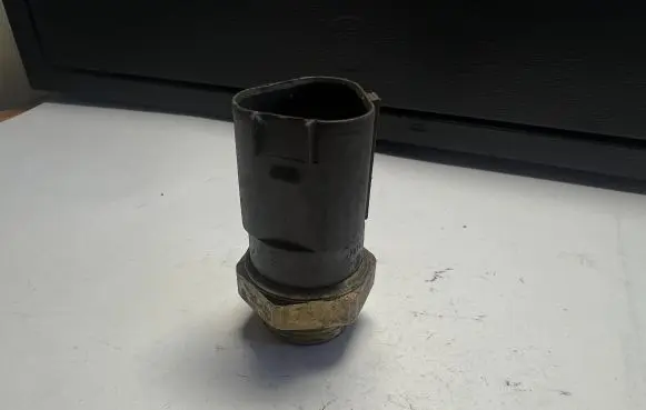 Coolant temperature sensor