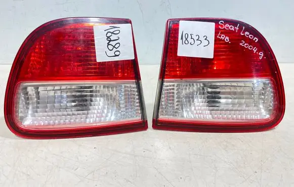 Seat Leon (1P) Rear/tail lights set 1M6945092B