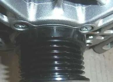 Mercedes-Benz E W211 Generator/alternator 0124625002I