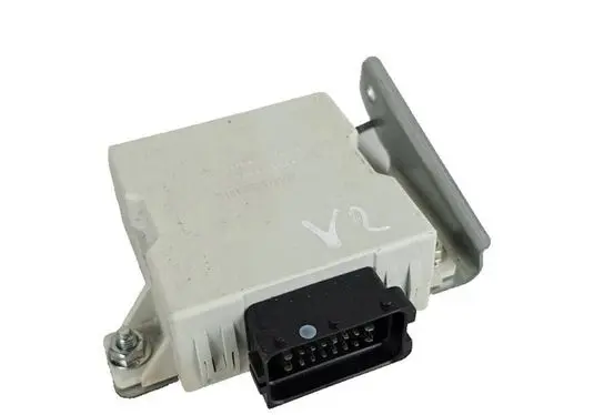 Toyota Avensis T250 Window wiper relay 150696