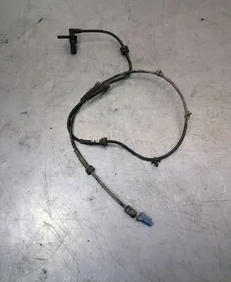 Nissan Primera ABS brake wheel speed sensor 265007463