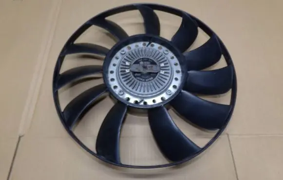 Volkswagen PASSAT B5 Viscous fan clutch 06B121347