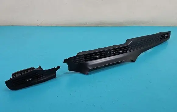 Dash center air vent grill