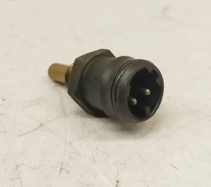 Mercedes-Benz E W124 Coolant temperature sensor 0095423517 A0095423517 M104