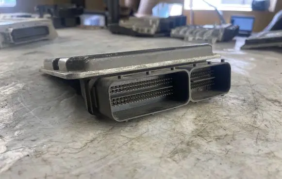 Mercedes-Benz C W203 Engine control unit/module A2711530591