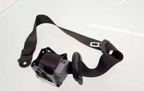 BMW X5 E70 Front seatbelt 7161042 716104209