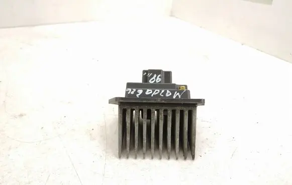 Mazda 626 Heater blower fan relay KJ180GE4V-81