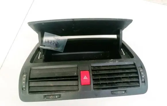 Dash center air vent grill