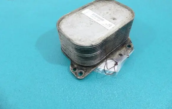 Engine oil radiator