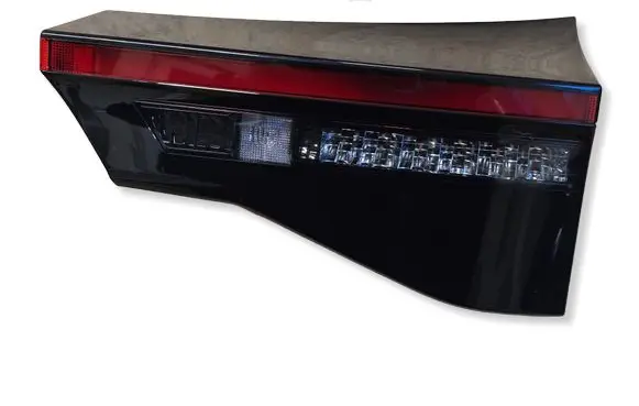 Toyota Yaris Cross Tailgate rear/tail lights 815800DB70 09032023 L412659