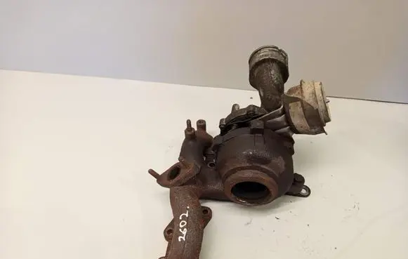 Volkswagen PASSAT B6 Turbo 03G253019A