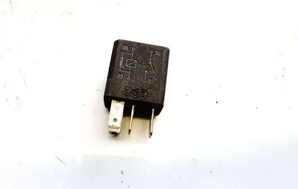 Opel Zafira A Other relay 24432680
