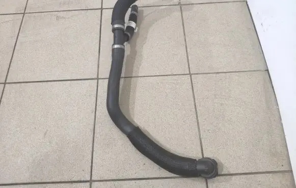 Land Rover Discovery Sport Engine coolant pipe/hose K8D28260AC