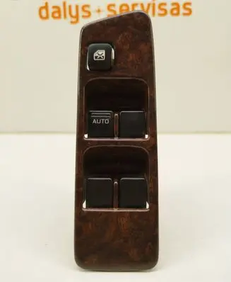 Subaru Forester SF Electric window control switch 83082FC001