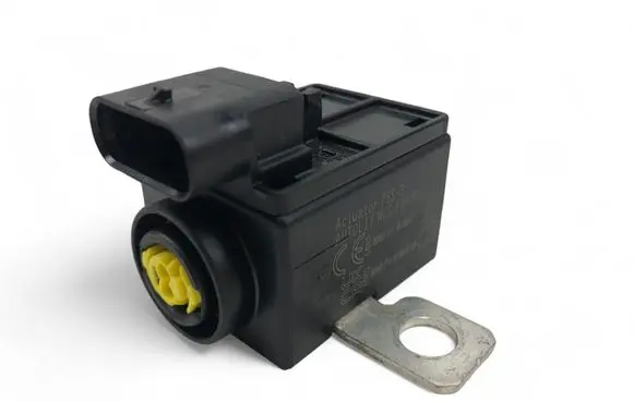 Mercedes-Benz CLA C118 X118 Battery relay fuse A0009827425