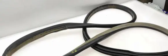Opel Vectra C Front door rubber seal