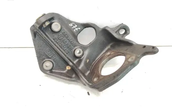 Volkswagen Transporter - Caravelle T4 Fuel pump bracket 074130147C