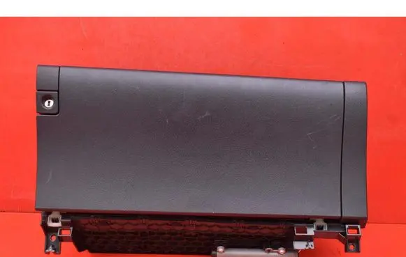 BMW 2 Active Tourer U06 Glove box 55550-76010