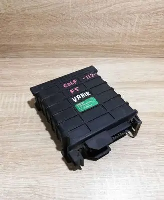 Audi 80 90 B3 Engine control unit/module ECU 0280800104 811906264