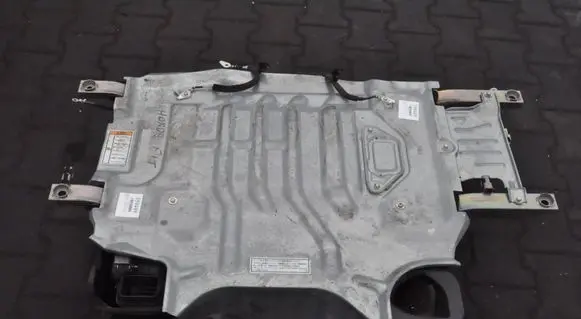 Honda Fit Hybrid / electric car battery 