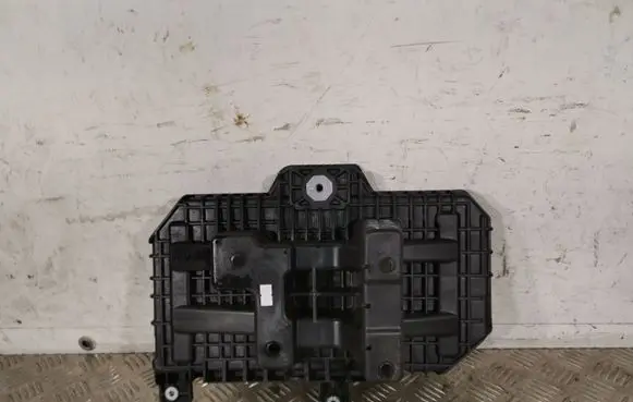 Hyundai Santa Fe Battery tray 37150S1100