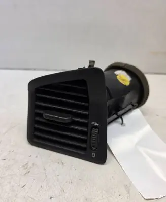 Volvo V70 Dashboard side air vent grill/cover trim 3409373