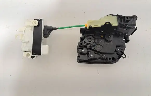 Front door lock