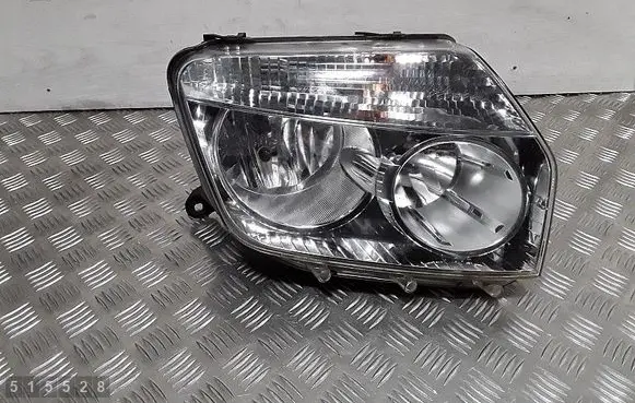 Dacia Duster Headlight/headlamp 1305236684