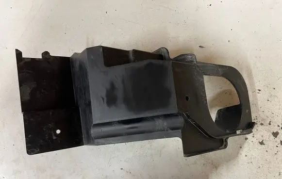 Renault Trafic II (X83) Intercooler air guide/duct channel 91168191 8200152544