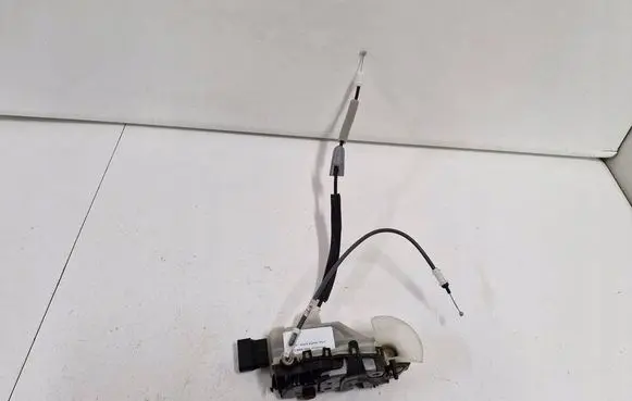 Peugeot 3008 II Front door lock PSA10435