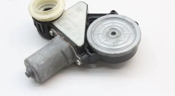 Toyota Corolla E210 E21 Front door window regulator motor 8570102090