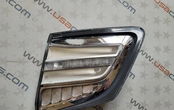 Mercedes-Benz GLS X166 Tailgate rear/tail lights A1669066402