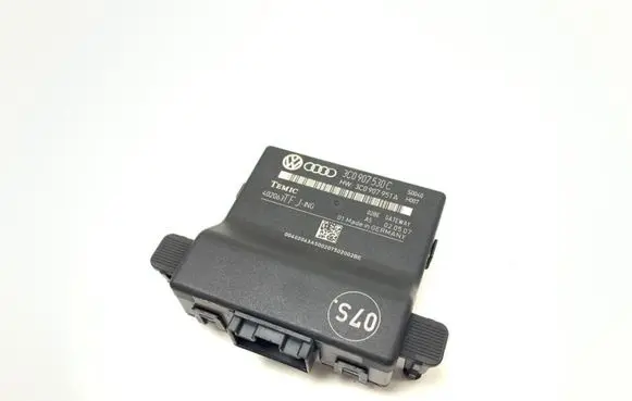 Volkswagen PASSAT B6 Other control units/modules 3C0907530C