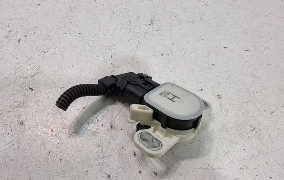Toyota C-HR I Brake pedal sensor switch 8951047040