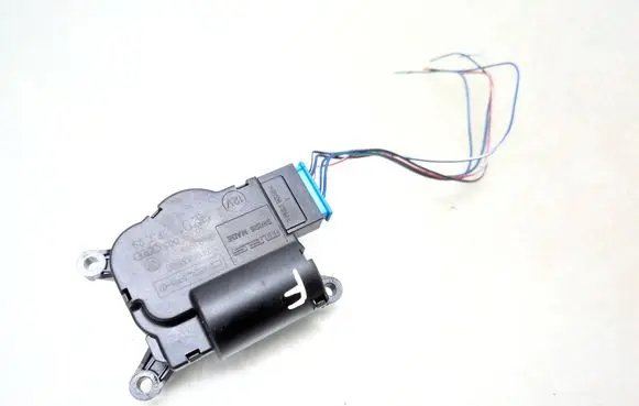 Porsche Cayenne (9PA) Air flap motor/actuator 52411483R00 3093694