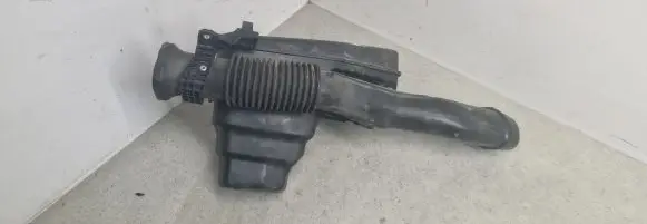 Toyota Prius (XW30) Intake resonator 1789337040