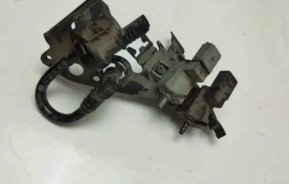 Audi A7 S7 4G Vacuum valve 06H906517AA