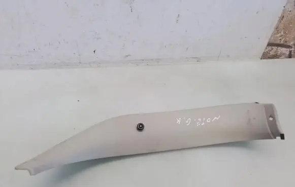 Nissan Note (E11) Tailgate/trunk side cover trim 909039U000