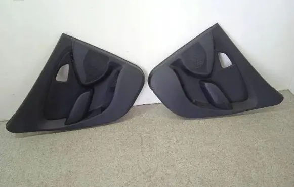 Hyundai ix35 Front door card panel trim