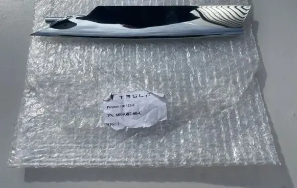 Tesla Model S Front fog light trim/grill 600938700C 6009387