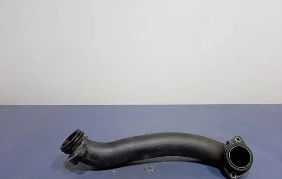 Volvo XC60 Air intake hose/pipe 31492218