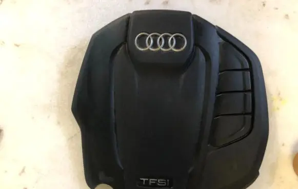 Audi A4 S4 B8 8K Engine cover (trim) 03L103925