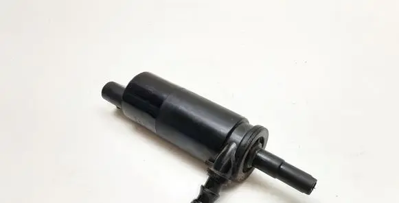 BMW 3 E92 E93 Headlight washer pump 6973097 67126973097