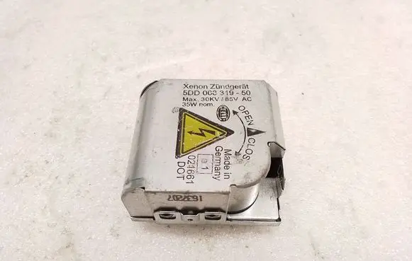 BMW X5 E53 Headlight ballast module Xenon 5DD00831950