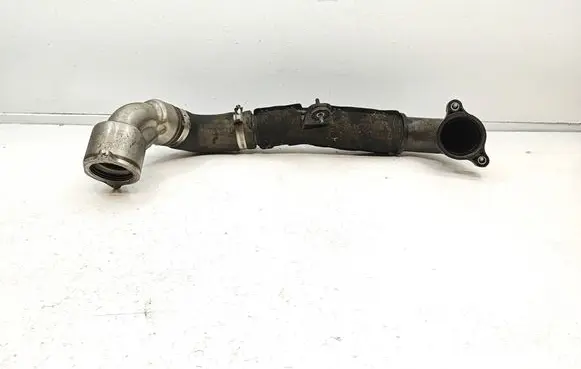 Audi A4 S4 B9 8W Intercooler hose/pipe 04L145828B 04L145762CG