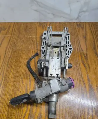Volkswagen PASSAT B5.5 Steering wheel axle 3B0419502F 30737103
