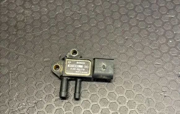 Volkswagen Crafter Air pressure sensor 0281002710