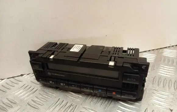 Volkswagen PASSAT B5.5 Climate control unit 3B1907044H
